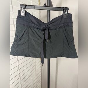 Black Active Skirt with Drawstring Waist shorts underneath